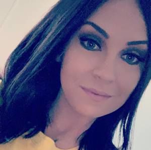 Meet your Posher, Cecily